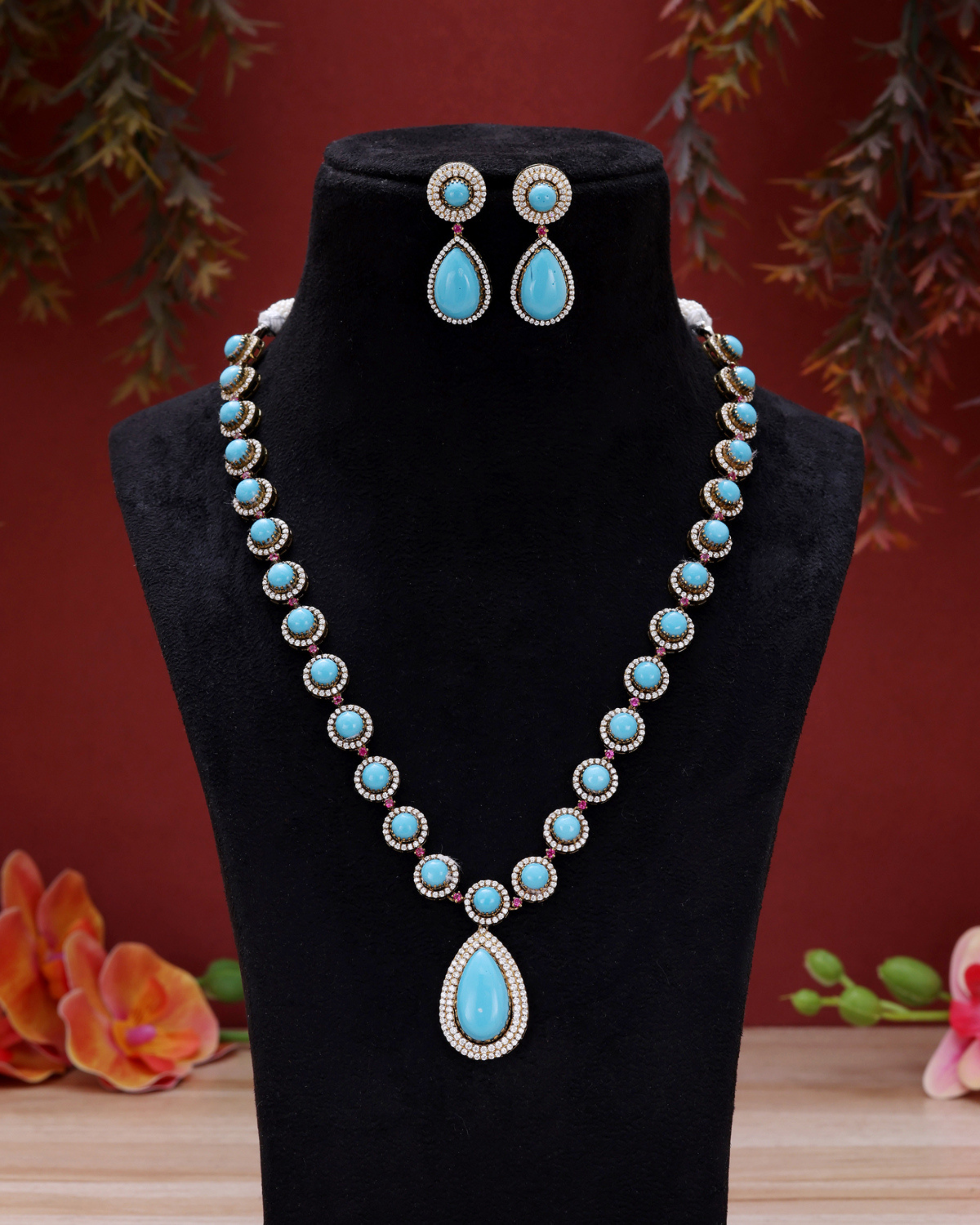 Turquoise Royale Necklace Set