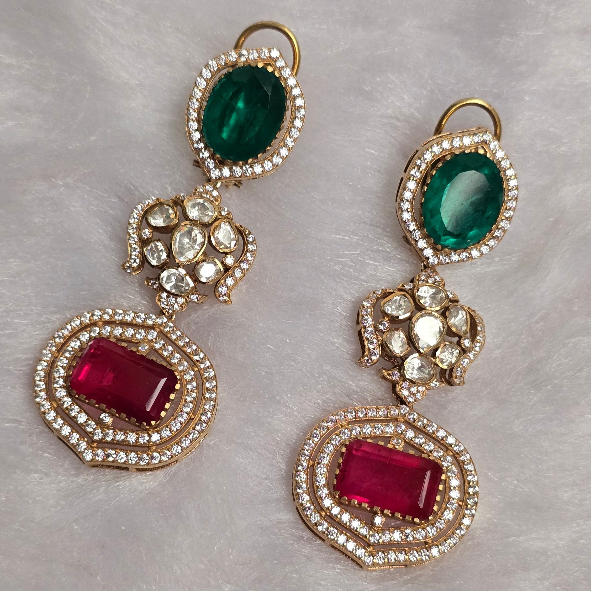 Rang-e-Navratna Necklace Set