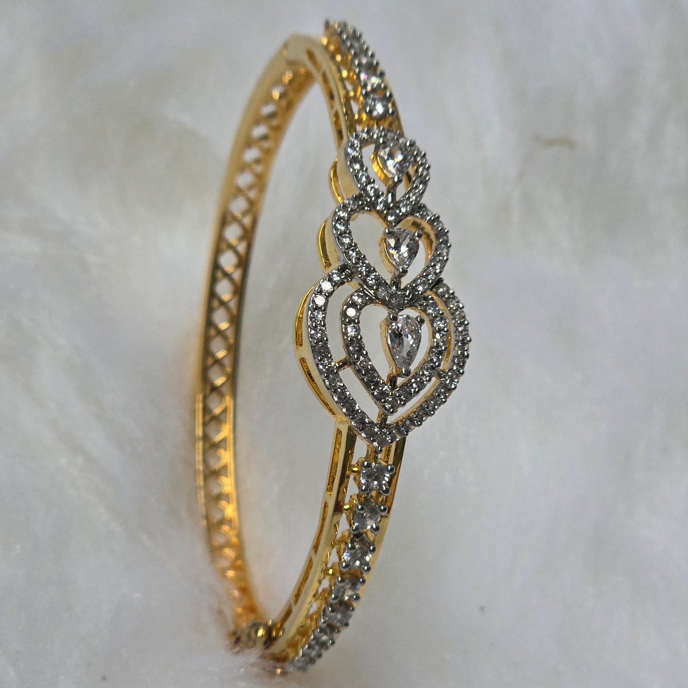 Hearts of Shine Bracelet