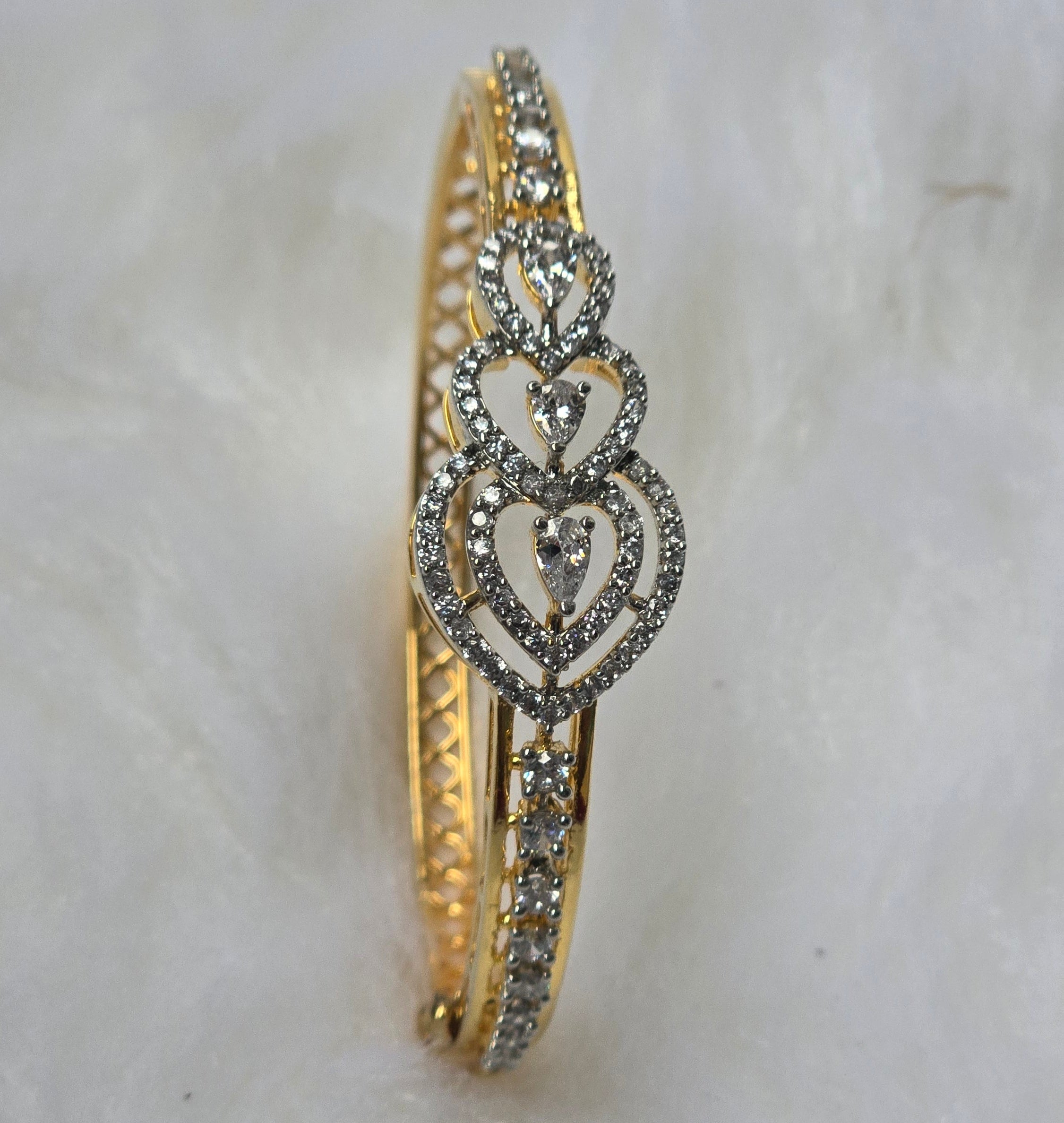 Hearts of Shine Bracelet