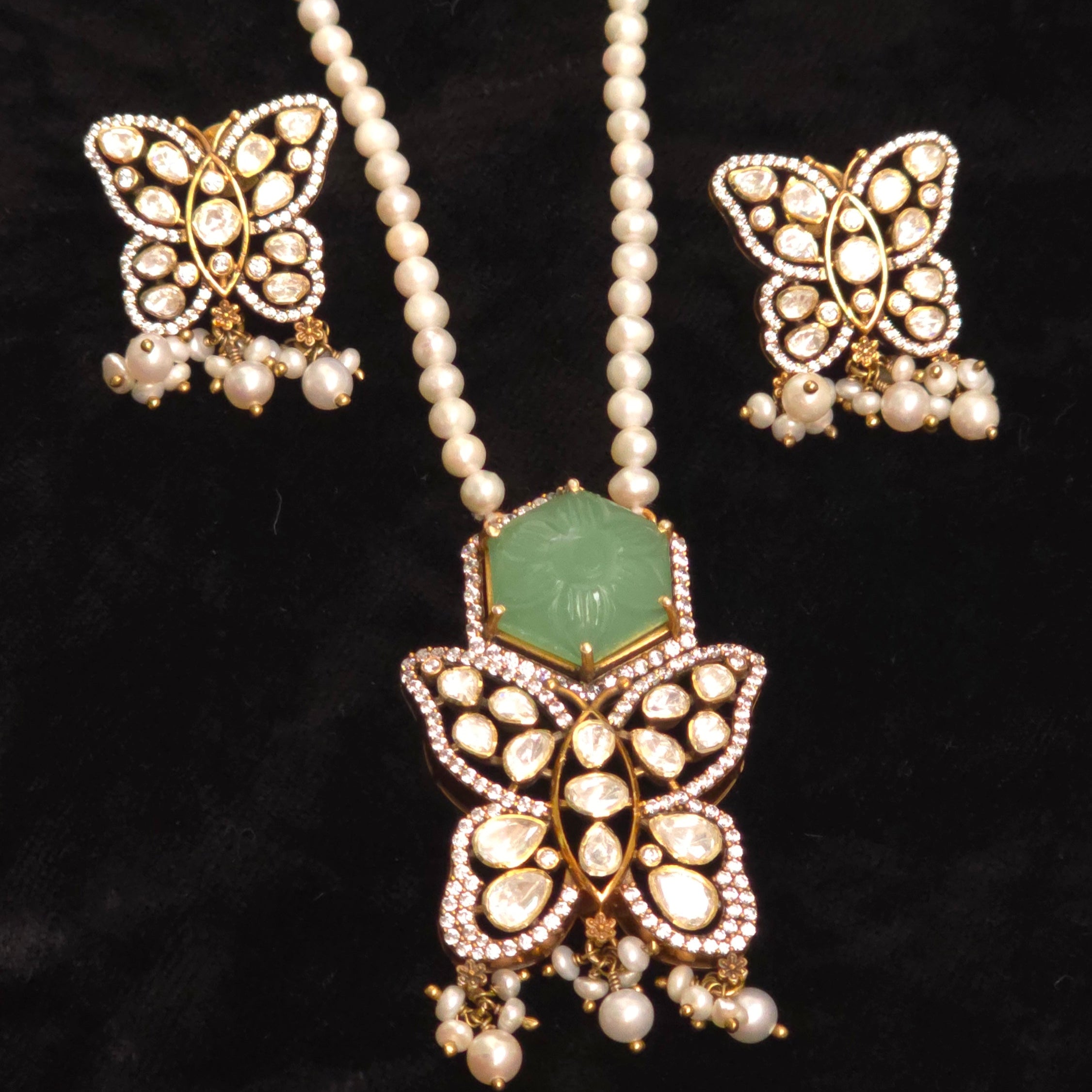 Butterfly Pearl Pendant Set
