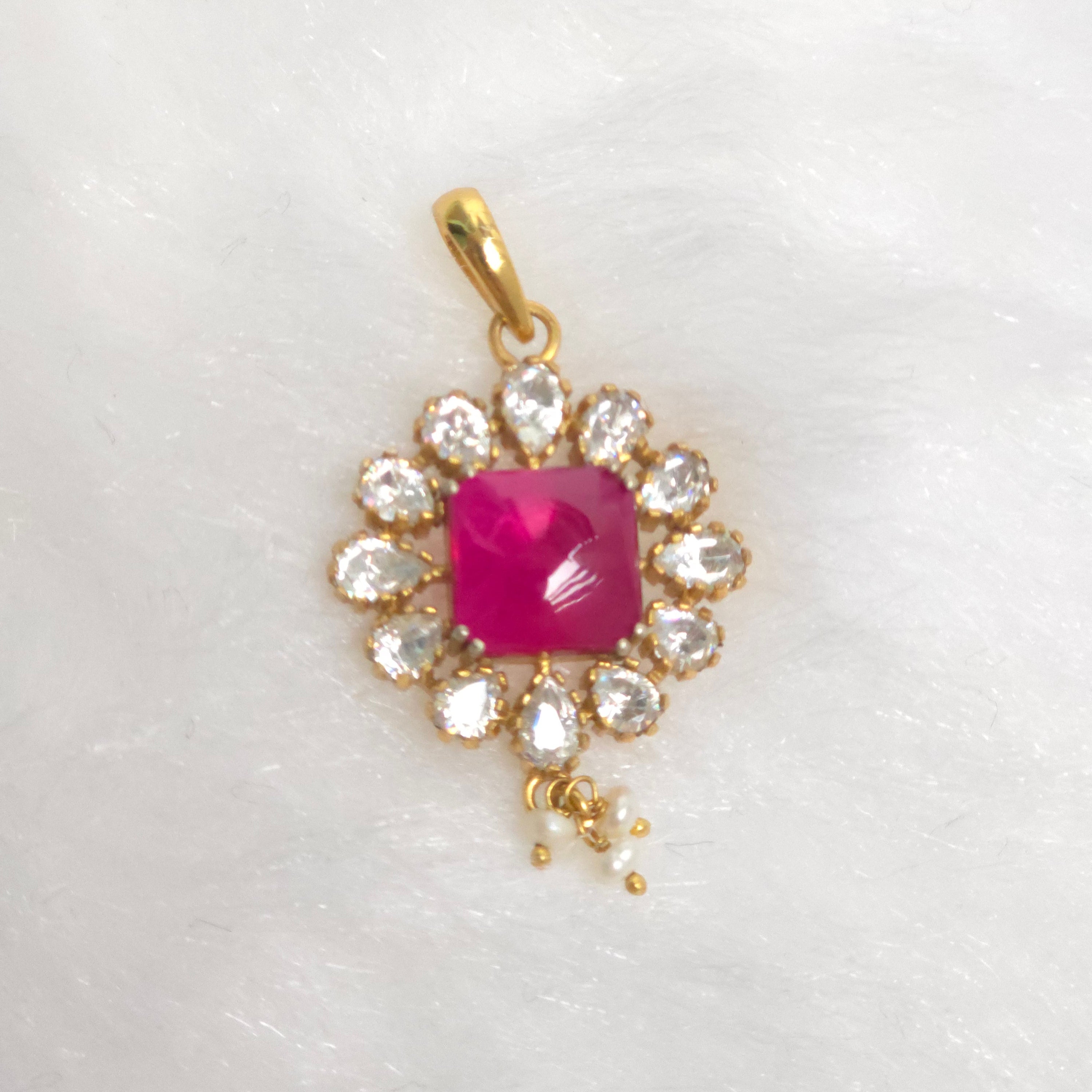 Rosy Glow Pendant Set