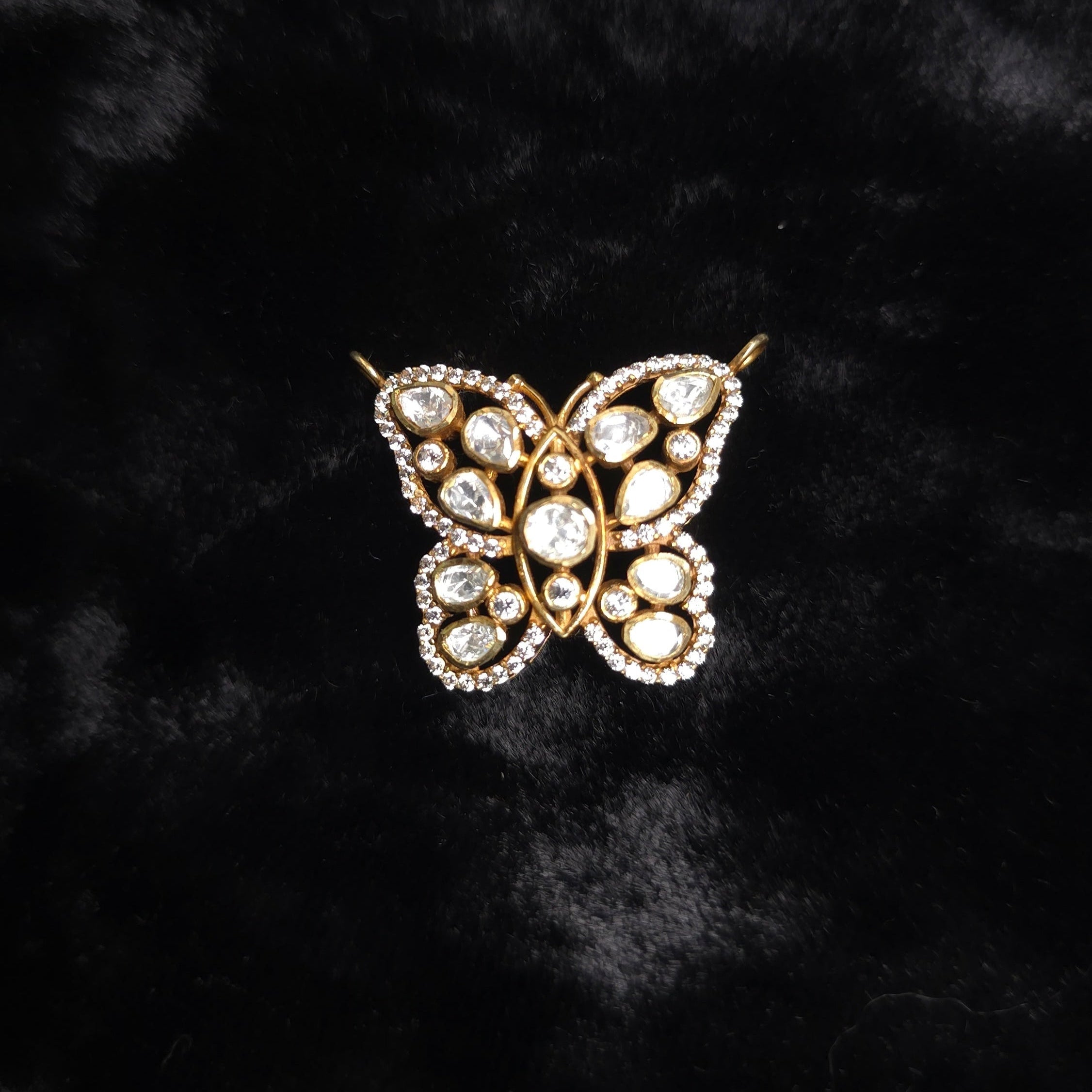 🕊️ Tiny Wings Pendant