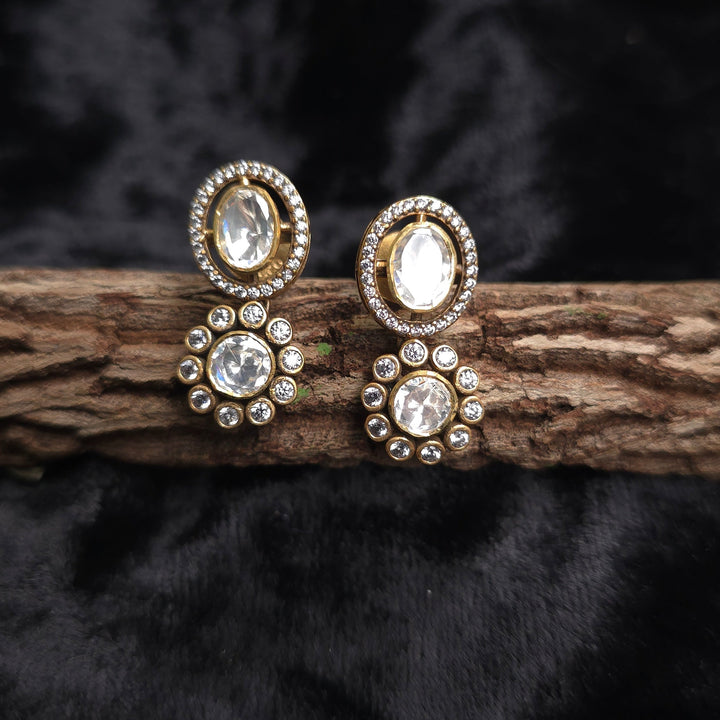 Royal Touch Earrings