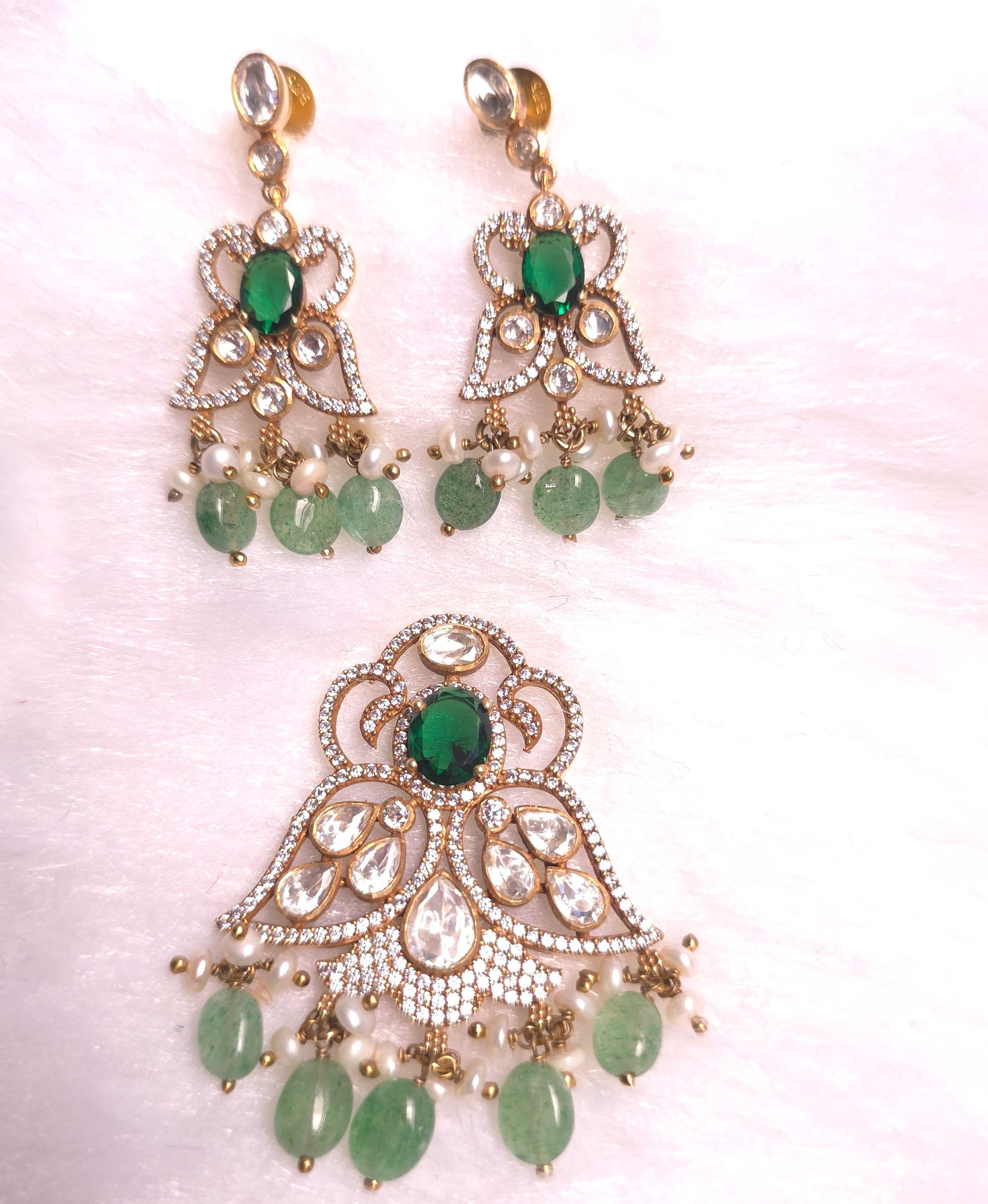 Emerald Dew Pendant Set