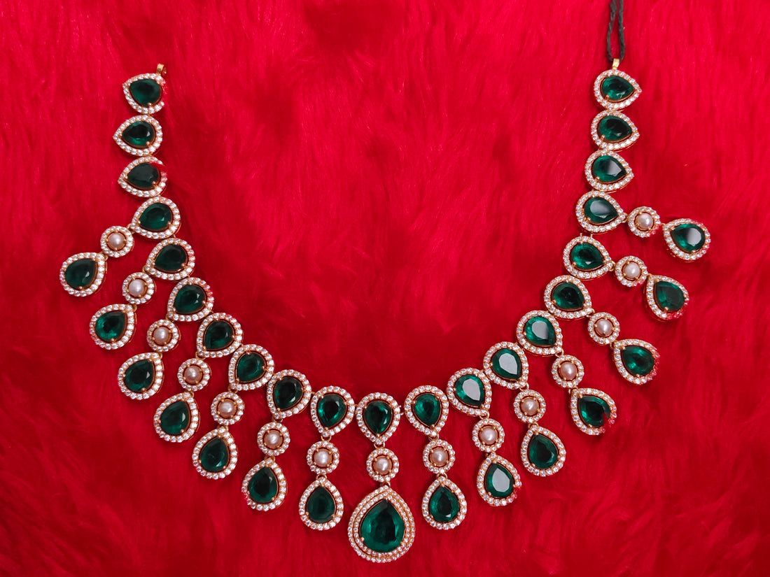 Pearl & Emerald Elegance – 92.5 Silver Set