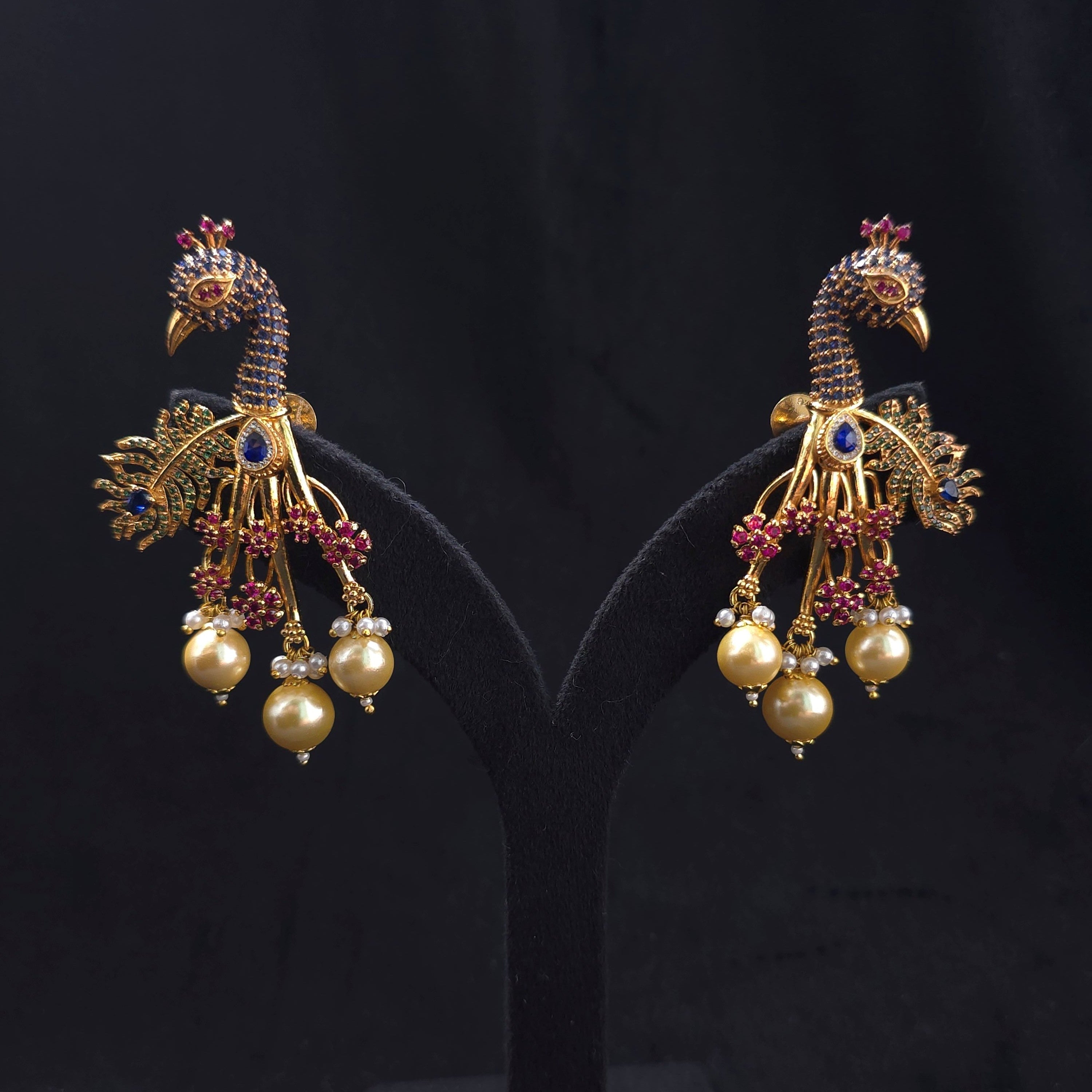 Mayur Leela Pendant
