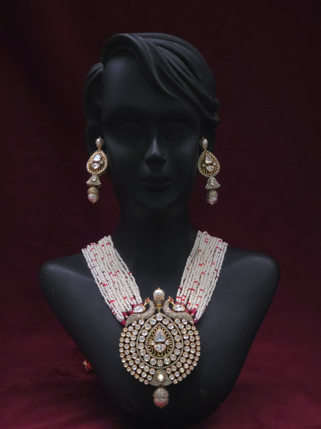 ✨ Mayur Vaibhav Pendant Set ✨