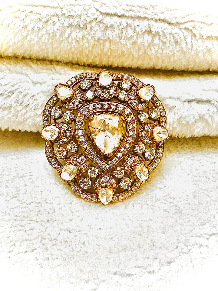 Suvarna Roop Pendant – Antique Floral Elegance