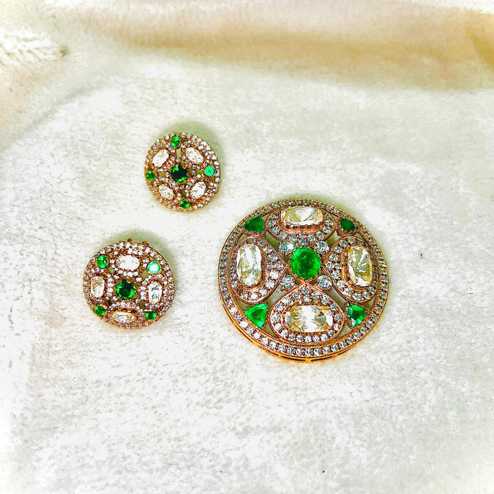 Emerald Glow Pendant Set