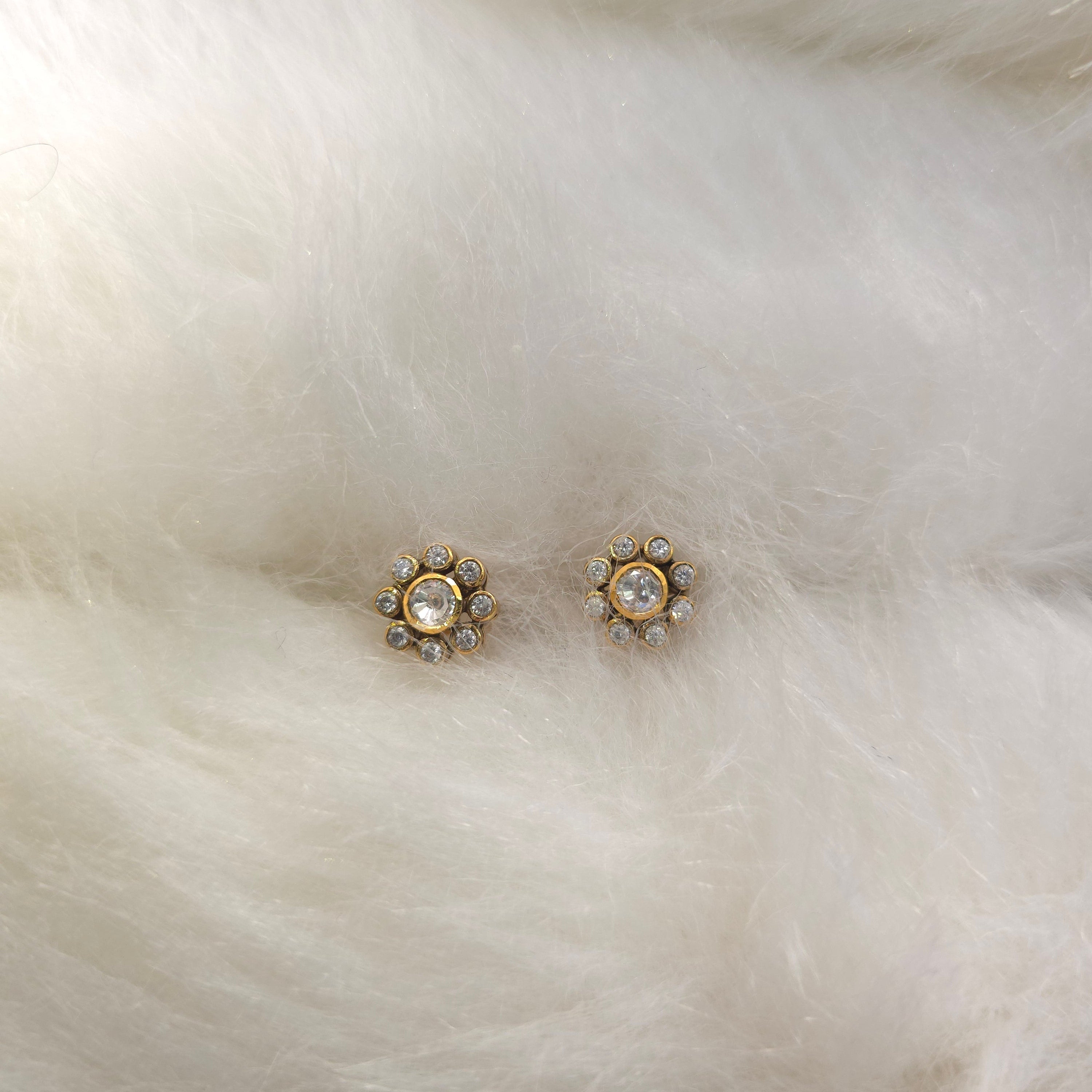 Sitara Pushp Moissanite Silver Studs