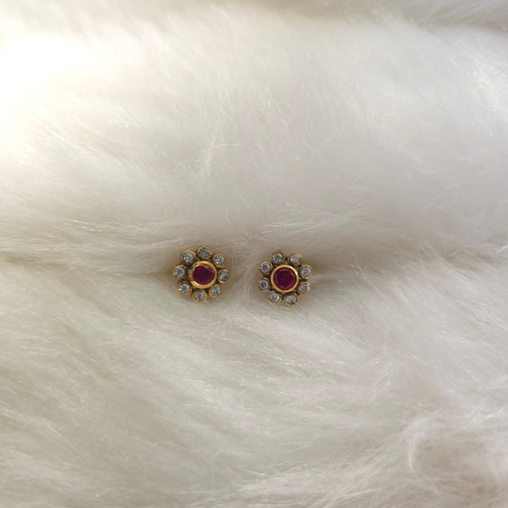 Sitara Pushp Moissanite Silver Studs